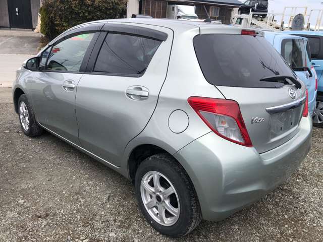 トヨタ ヴィッツ １．３ Ｆ ４ＷＤ H24年 (東北) 99