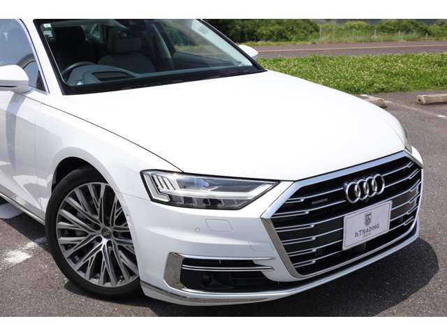 アウディ Ａ８ ６０ ＴＦＳＩ クワトロ ４ＷＤ R1年 (東海) 99