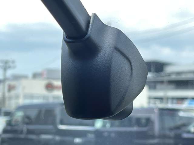 ホンダ フィット　ハイブリッド １．５ Ｅ：ＨＥＶ ホーム メゾン R3年 (近畿) 99