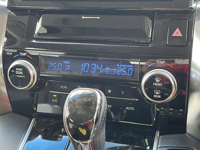 トヨタ ヴェルファイア ２．５ Ｚ H27年 (近畿) 99