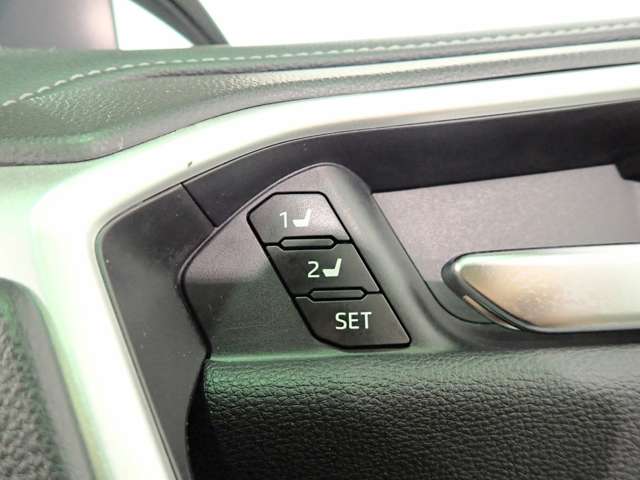 トヨタ ＲＡＶ４ ２．０ Ｇ Ｚパッケージ ４ＷＤ R2年 (近畿) 99