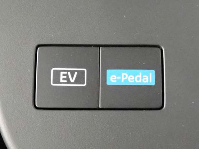 日産 セレナ １．４ Ｅ－ＰＯＷＥＲ ハイウェイスターＶ R8年 (近畿) 99