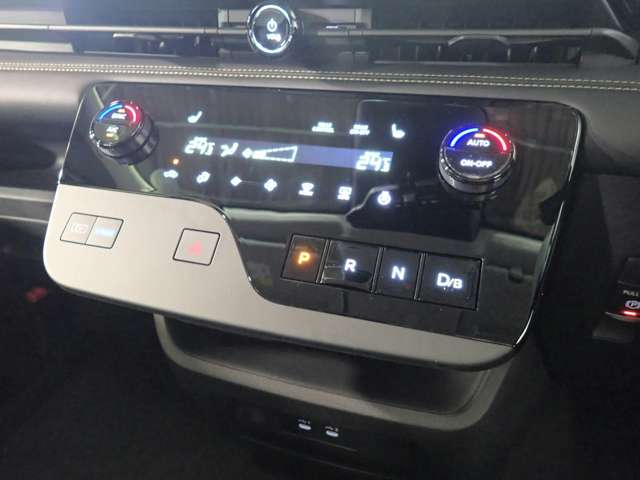 日産 セレナ １．４ Ｅ－ＰＯＷＥＲ ハイウェイスターＶ R8年 (近畿) 99