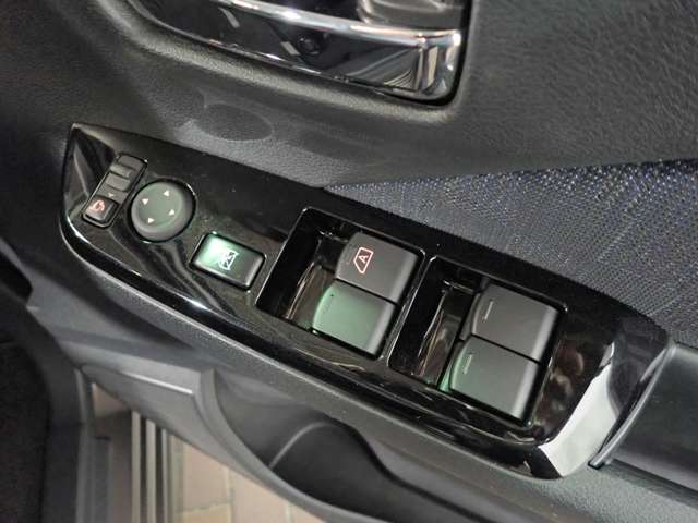 日産 デイズ ６６０ ハイウェイスターＸ R4年 (近畿) 99