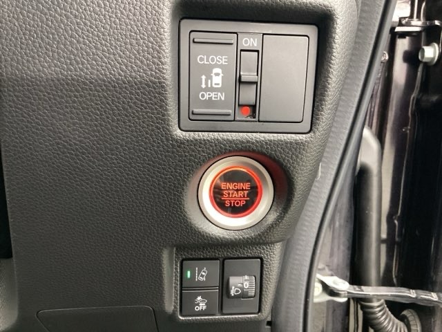 ホンダ Ｎ　ＢＯＸ カスタム ６６０ Ｌ R3年 (近畿) 99