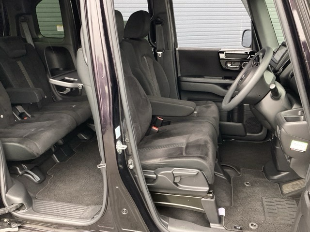 ホンダ Ｎ　ＢＯＸ カスタム ６６０ Ｌ R3年 (近畿) 99