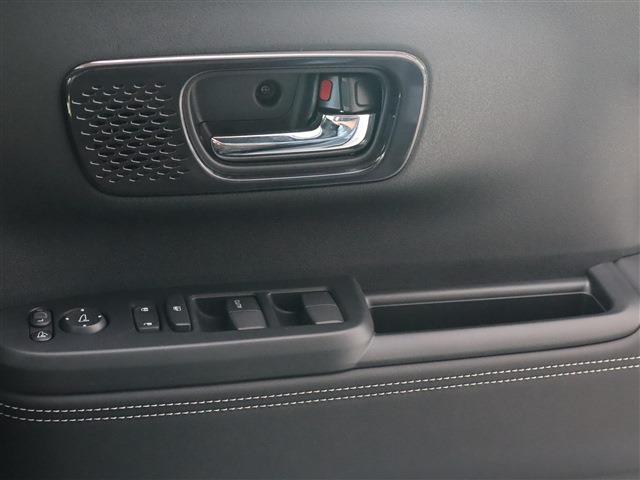 ホンダ Ｎ　ＢＯＸ カスタム ６６０ コーディネートスタイル モノトーン R7年 (東海) 99