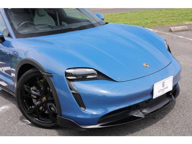 ポルシェ タイカン　クロスツーリスモ ターボ ４＋１シート ４ＷＤ R4年 (東海) 99