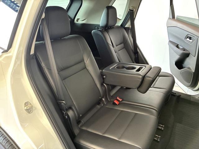 日産 エクストレイル １．５ Ｘ Ｅ－４ＯＲＣＥ ４ＷＤ R5年 (中国) 99