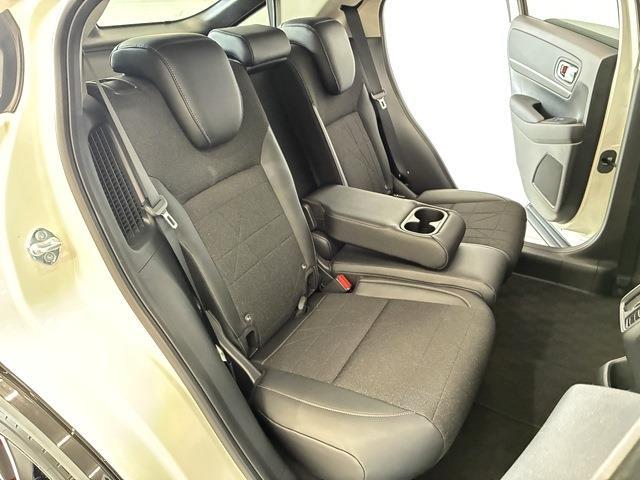 ホンダ ヴェゼル １．５ Ｅ：ＨＥＶ Ｚ R8年 (中国) 99