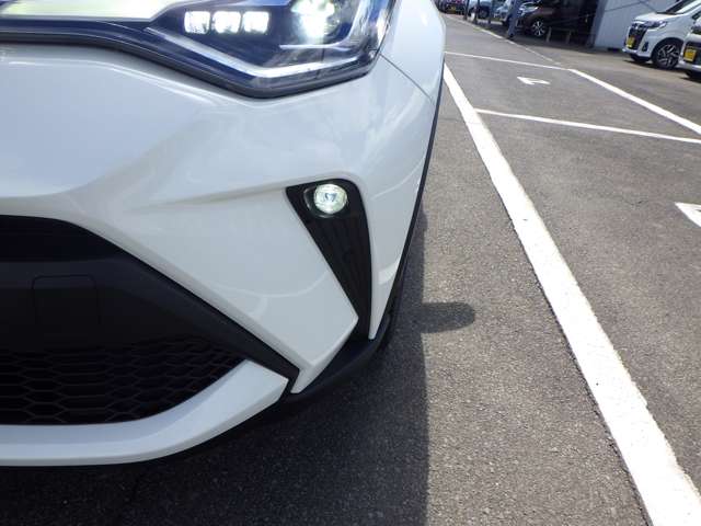 トヨタ Ｃ−ＨＲ ハイブリッド １．８ Ｇ R2年 (九州・沖縄) 99