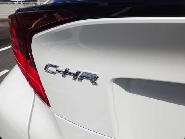 トヨタ Ｃ−ＨＲ ハイブリッド １．８ Ｇ R2年 (九州・沖縄) 99