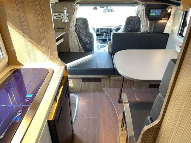 トヨタ カムロード バンテック R8年 (関東) 99