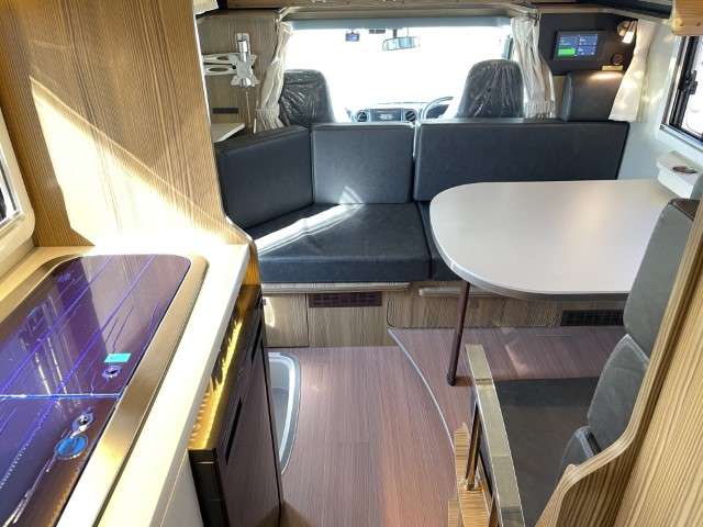 トヨタ カムロード バンテック R8年 (関東) 99