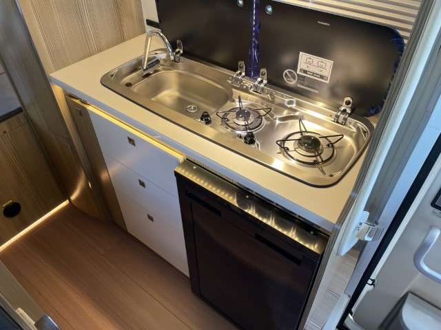 トヨタ カムロード バンテック R8年 (関東) 99