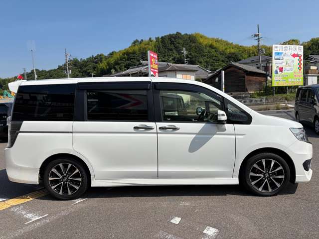 ホンダ ステップワゴン　スパーダ ２．０ スパーダ Ｚ クールスピリット H25年 (近畿) 99