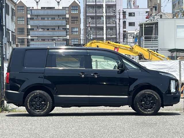 三菱 デリカ　Ｄ：５ ２．２ Ｍ ディーゼルターボ ４ＷＤ R2年 (近畿) 99