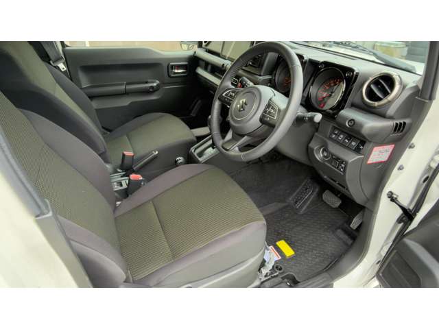 スズキ ジムニー　ノマド １．５ ＦＣ ４ＷＤ R7年 (近畿) 99