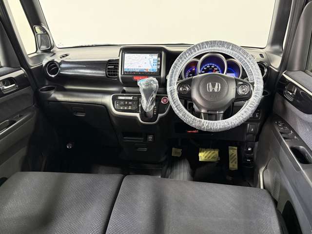 ホンダ Ｎ　ＢＯＸ ６６０ カスタムＧ ターボＳＳパッケージ H25年 (近畿) 99