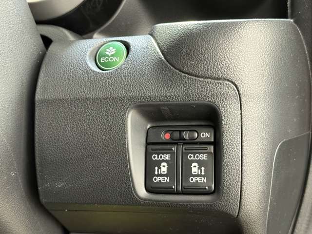 ホンダ Ｎ　ＢＯＸ ６６０ カスタムＧ ターボＳＳパッケージ H25年 (近畿) 99