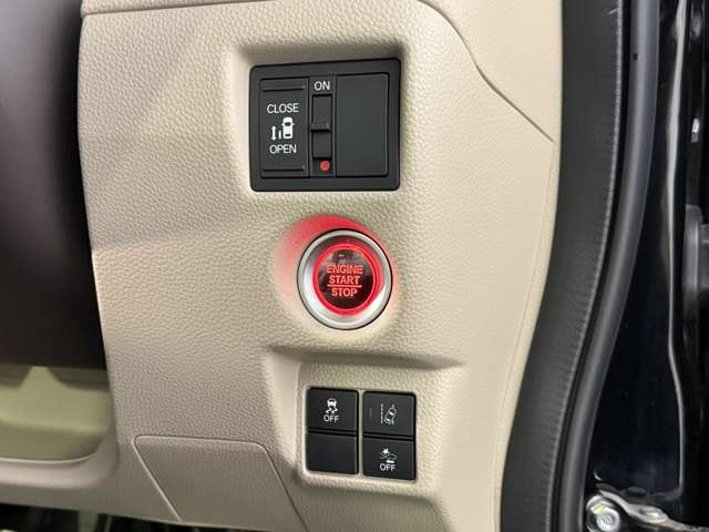 ホンダ Ｎ　ＢＯＸ ６６０ Ｇ ＥＸ ホンダセンシング H29年 (近畿) 99
