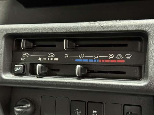 ダイハツ ハイゼットトラック ６６０ スタンダード ＳＡＩＩＩＴ ３方開 R2年 (近畿) 99
