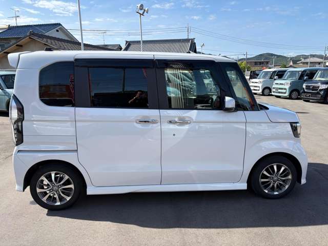 ホンダ Ｎ　ＢＯＸ カスタム ６６０ Ｌ R3年 (中国) 99
