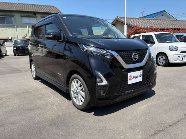 日産 デイズ ６６０ ハイウェイスターＸ R4年 (中国) 99