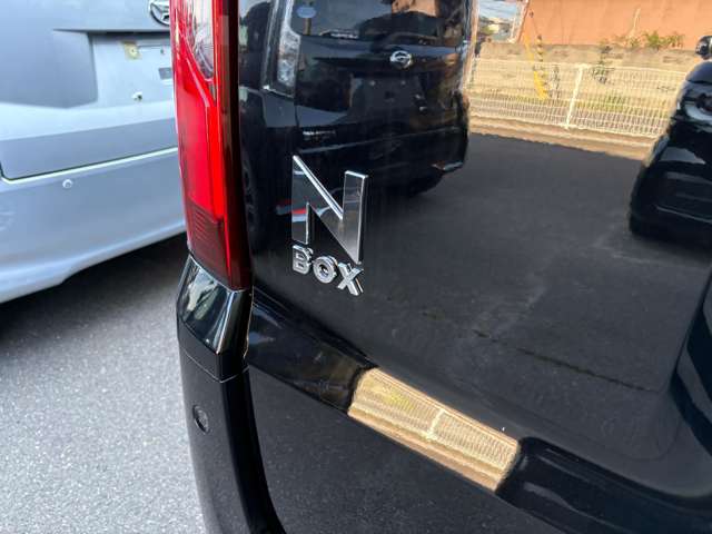 ホンダ Ｎ　ＢＯＸ ６６０ R8年 (四国) 99
