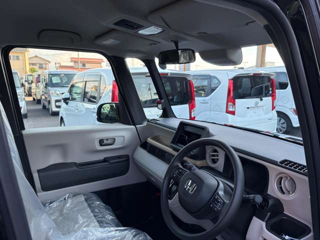 ホンダ Ｎ　ＢＯＸ ６６０ R8年 (四国) 99
