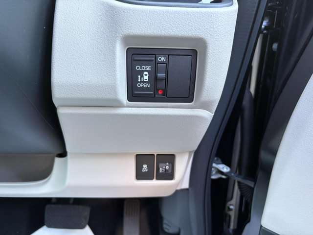 ホンダ Ｎ　ＢＯＸ ６６０ R8年 (四国) 99