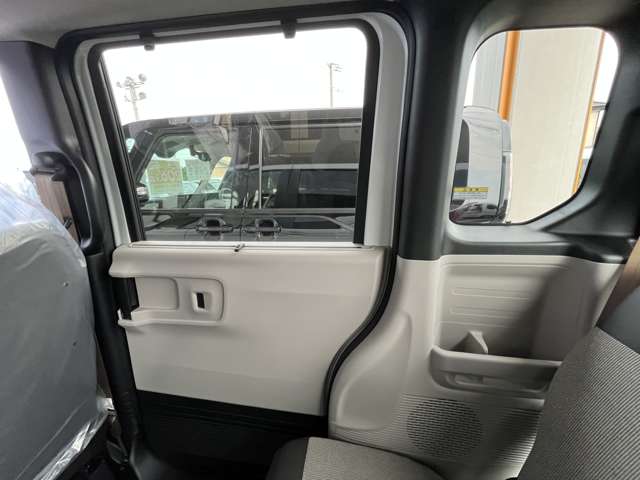 ホンダ Ｎ　ＢＯＸ ６６０ R8年 (四国) 99