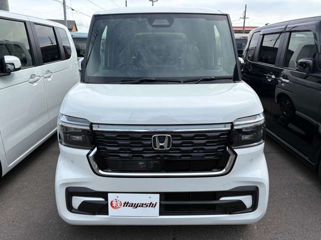 ホンダ Ｎ　ＢＯＸ カスタム ６６０ R8年 (四国) 99