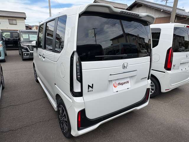 ホンダ Ｎ　ＢＯＸ カスタム ６６０ R8年 (四国) 99