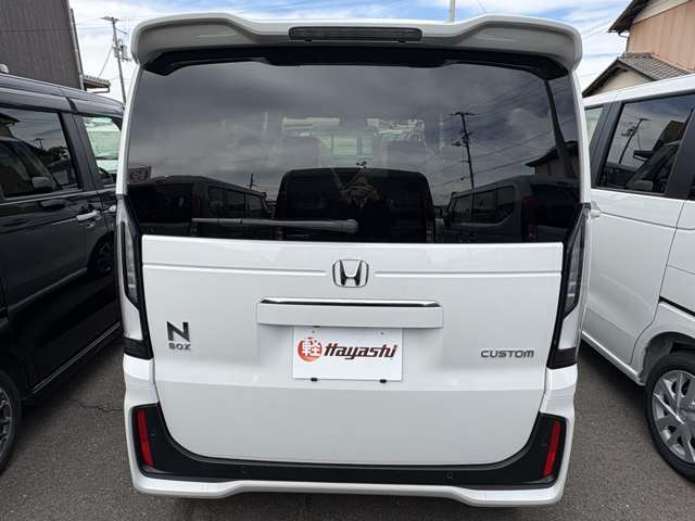 ホンダ Ｎ　ＢＯＸ カスタム ６６０ R8年 (四国) 99