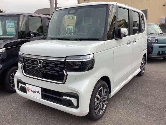 ホンダ Ｎ　ＢＯＸ カスタム ６６０ R8年 (四国) 99