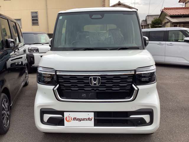 ホンダ Ｎ　ＢＯＸ カスタム ６６０ R8年 (四国) 99
