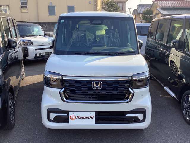 ホンダ Ｎ　ＢＯＸ カスタム ６６０ R8年 (四国) 99