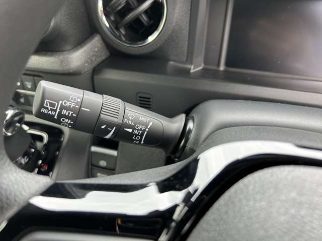ホンダ Ｎ　ＢＯＸ カスタム ６６０ R7年 (四国) 99