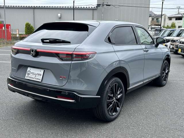 ホンダ ヴェゼル １．５ Ｅ：ＨＥＶ ＲＳ R8年 (関東) 99