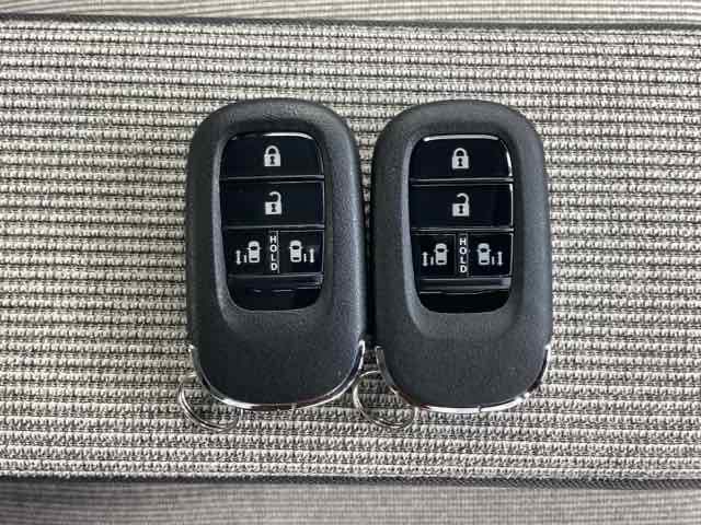 ホンダ Ｎ　ＢＯＸ ６６０ ファッションスタイル ２トーン R7年 (近畿) 99