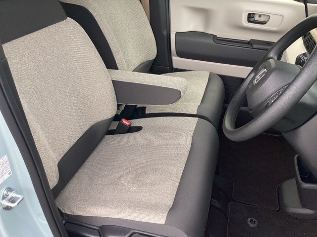 ホンダ Ｎ　ＢＯＸ ６６０ ファッションスタイル ２トーン R7年 (近畿) 99