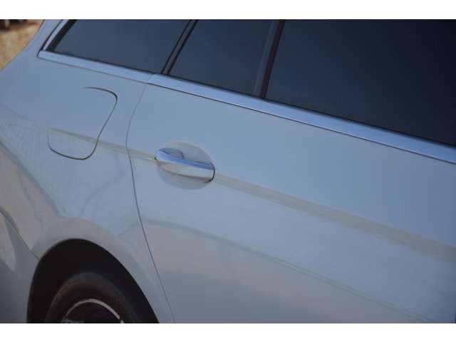 メルセデスベンツ Ｅクラスワゴン Ｅ２２０Ｄ アバンギャルド ＡＭＧライン ディーゼルターボ H30年 (関東) 99
