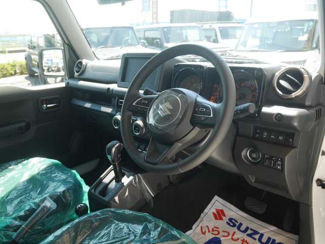 スズキ ジムニー　ノマド １．５ ＦＣ ４ＷＤ R8年 (近畿) 99
