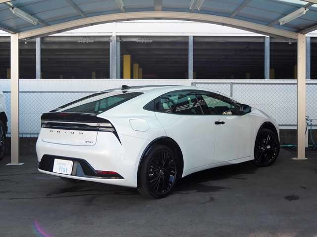 トヨタ プリウスＰＨＶ ２．０ プラグインハイブリッド Ｇ ナイト シェード R8年 (東海) 99