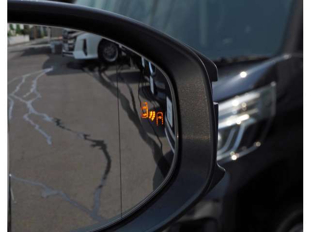 トヨタ クラウンエステート　ハイブリッド ２．５ Ｚ Ｅ－ＦＯＵＲ ４ＷＤ R7年 (東海) 99