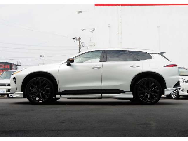 トヨタ クラウンエステート　ハイブリッド ２．５ Ｚ Ｅ－ＦＯＵＲ ４ＷＤ R7年 (東海) 99
