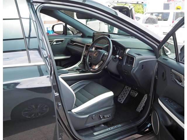 レクサス ＲＸ３００ Ｆスポーツ R4年 (東海) 99