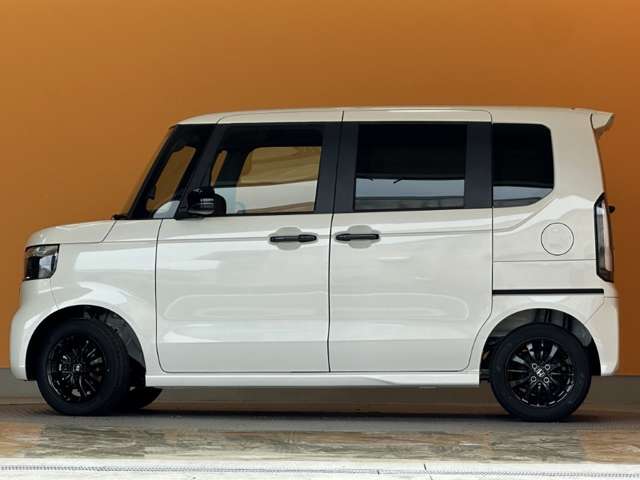 ホンダ Ｎ　ＢＯＸ カスタム ６６０ ブラック スタイル R8年 (甲信越・北陸) 99