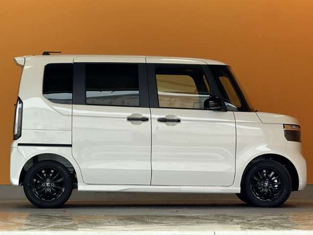 ホンダ Ｎ　ＢＯＸ カスタム ６６０ ブラック スタイル R8年 (甲信越・北陸) 99